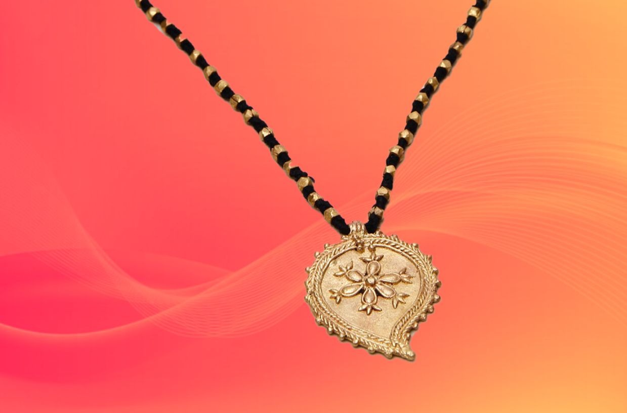 Elegant Motifs in Dhokra Jewellery